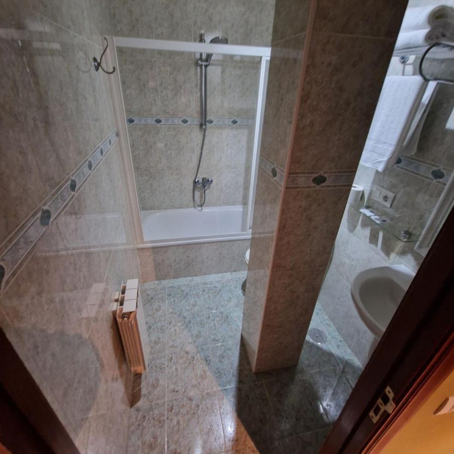 Hostal O Galeon San Luis Моания Экстерьер фото