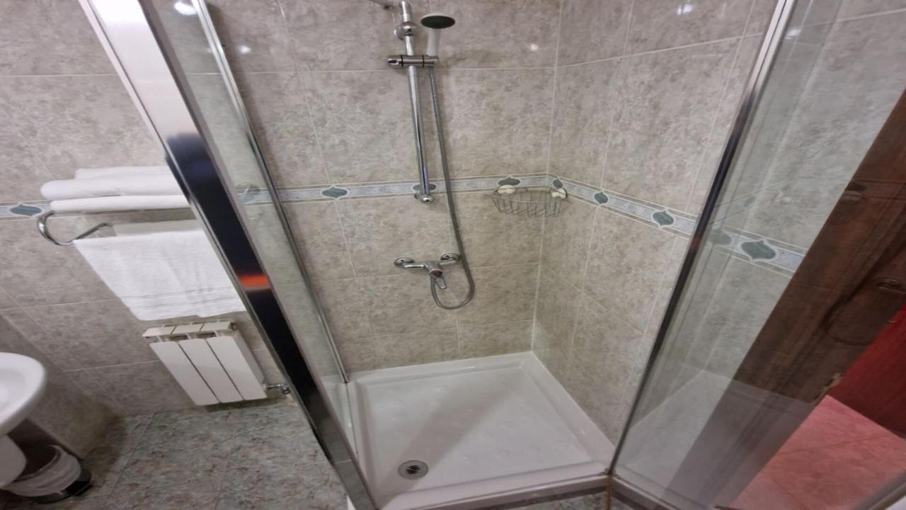 Hostal O Galeon San Luis Моания Экстерьер фото